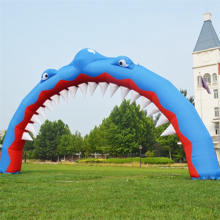 禅城鲨鱼拱门